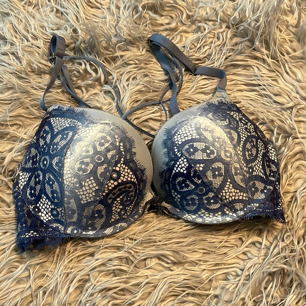 34D Victoria’s Secret‎ Very Sexy lace padded push-up bra